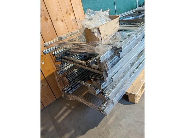 Partij divers stellingmateriaal - afbeelding 5 van  7