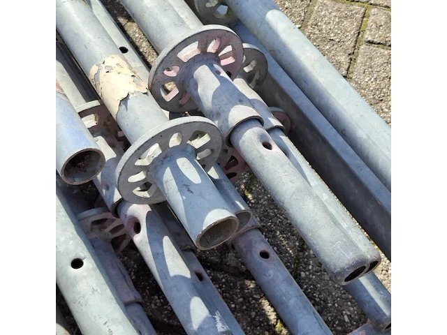 Partij divers stijgermateriaal, layher, allround, in transportbok - afbeelding 6 van  7
