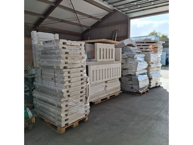 Partij divers tempex materiaal, op 4x pallet - afbeelding 3 van  10