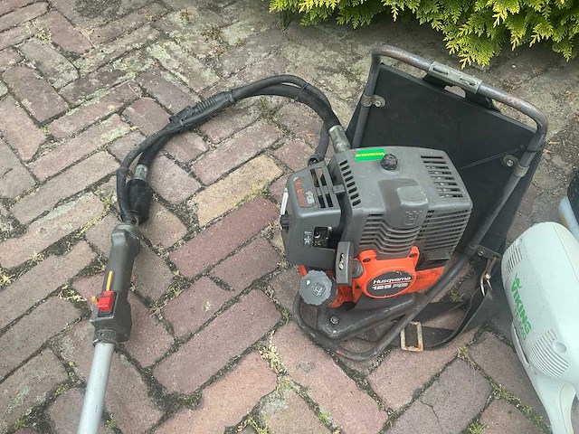 Partij divers tuingereedschap - afbeelding 2 van  35