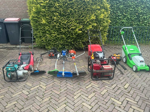 Partij divers tuingereedschap - afbeelding 1 van  35