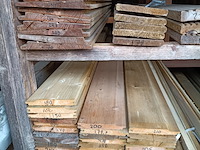Partij divers tuinhout planken - afbeelding 1 van  7