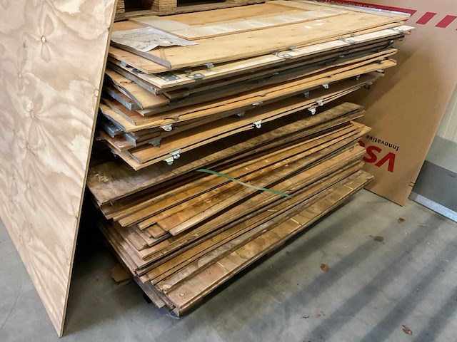 Partij divers underlayment - afbeelding 2 van  5