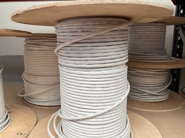 Partij divers utp kabel - afbeelding 3 van  5