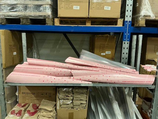 Partij divers verpakkingsmateriaal - afbeelding 9 van  16