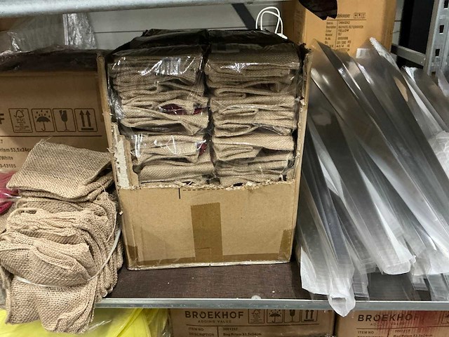 Partij divers verpakkingsmateriaal - afbeelding 11 van  16