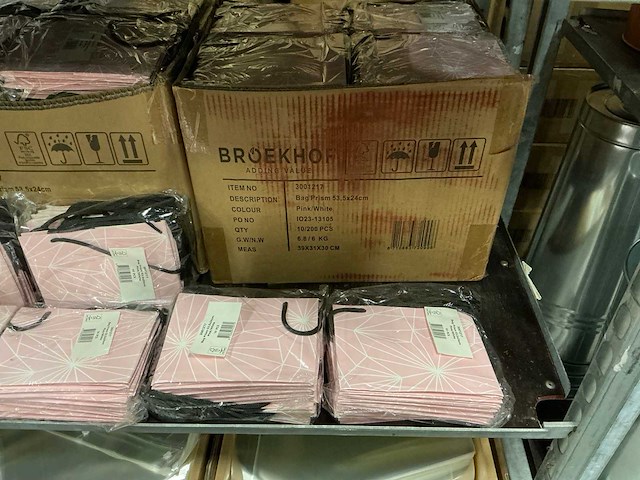 Partij divers verpakkingsmateriaal - afbeelding 13 van  16