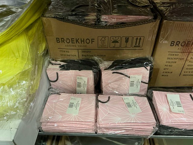 Partij divers verpakkingsmateriaal - afbeelding 14 van  16