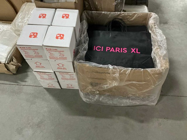 Partij divers verpakkingsmateriaal - afbeelding 11 van  22