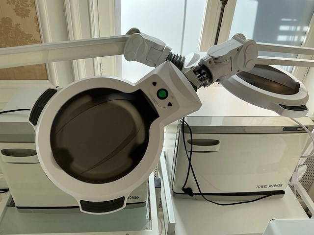 Partij divers voor behandelkamer - afbeelding 4 van  24