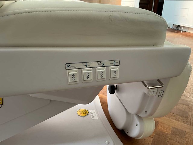 Partij divers voor behandelkamer - afbeelding 9 van  24