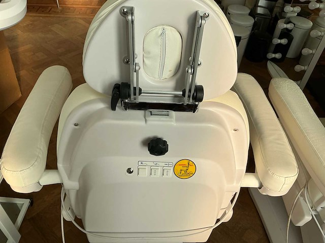 Partij divers voor behandelkamer - afbeelding 12 van  24