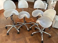 Partij divers voor behandelkamer - afbeelding 10 van  24