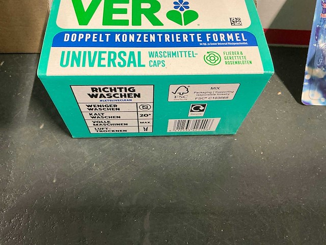 Partij divers wasmiddel/toilet reiniger (135x) - afbeelding 11 van  14