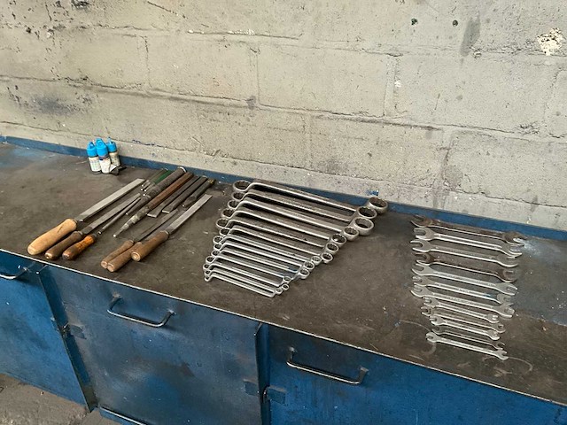 Partij divers werkbankgereedschap - afbeelding 1 van  12