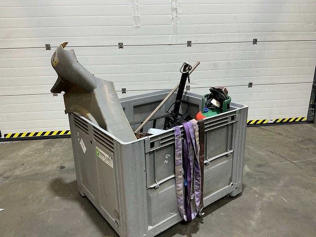 Partij divers - afbeelding 1 van  8