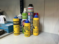 Partij diverse aannemersmaterialen - afbeelding 1 van  2