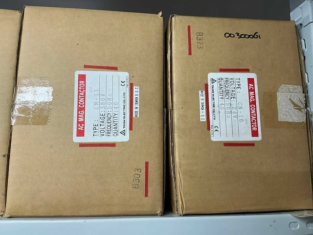 Partij diverse ac magnetic contactors (301x) - afbeelding 4 van  7