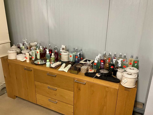 Partij diverse accessoires (100x) - afbeelding 1 van  8