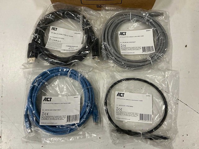 Partij diverse act kabels (40x) - afbeelding 2 van  3
