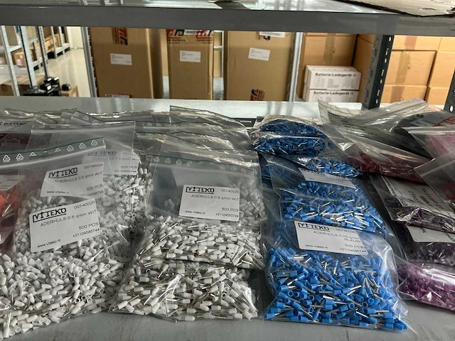 Partij diverse aderhulzen (407x) - afbeelding 21 van  24