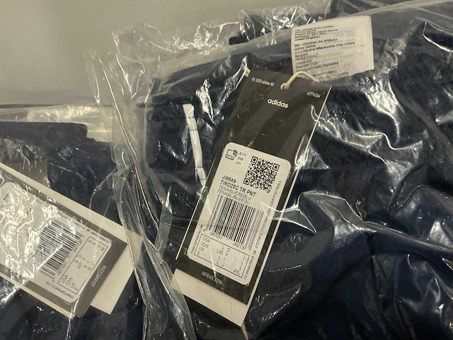 Partij diverse adidas broeken (45x) - afbeelding 2 van  12