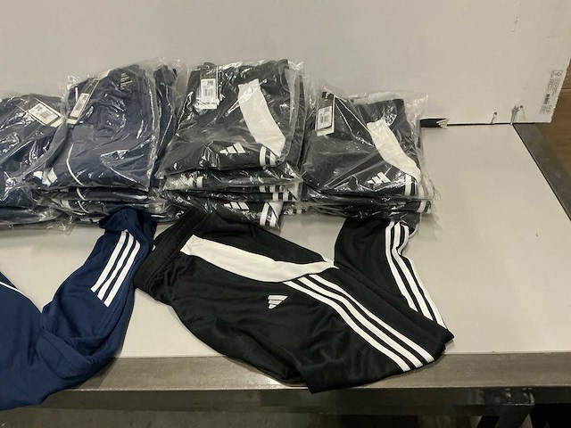Partij diverse adidas broeken (45x) - afbeelding 7 van  12