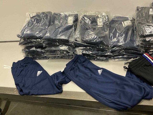 Partij diverse adidas broeken (64x) - afbeelding 3 van  9