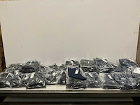 Partij diverse adidas broeken/shorts/longsleeves (107x) - afbeelding 1 van  17