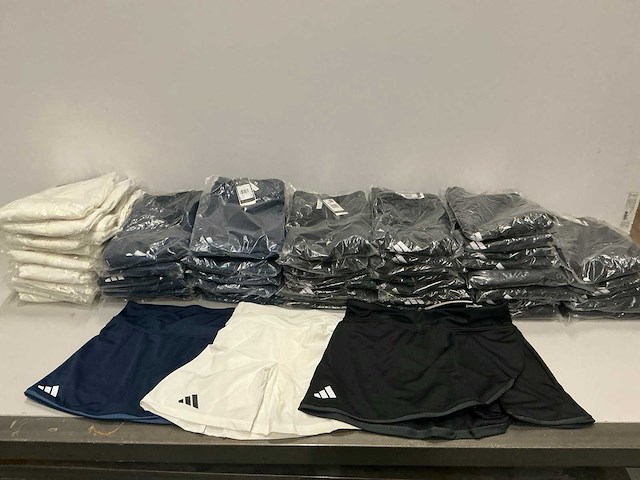 Partij diverse adidas club skirts (69x) - afbeelding 1 van  10