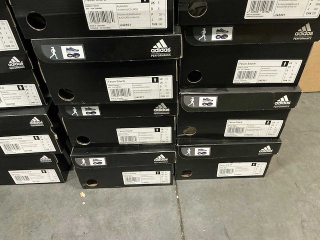 Partij diverse adidas dames running schoenen (49x) - afbeelding 5 van  13