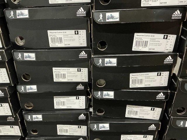 Partij diverse adidas dames running schoenen (49x) - afbeelding 12 van  13