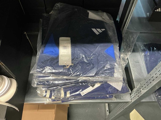 Partij diverse adidas heren kleding (59x) - afbeelding 5 van  12