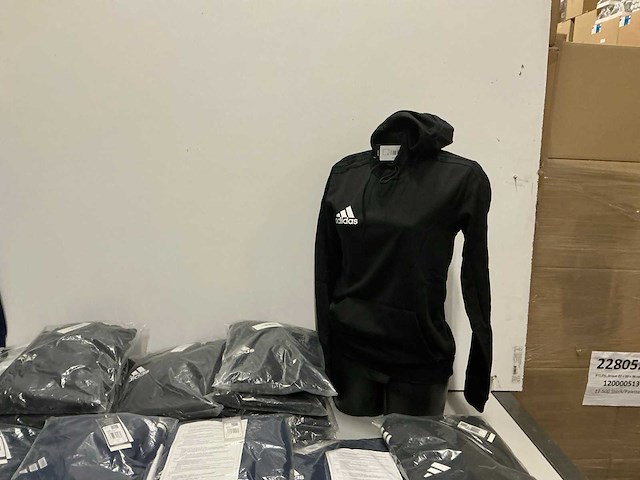 Partij diverse adidas hoodies (37x) - afbeelding 8 van  14
