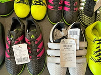 Partij diverse adidas kinder turf schoenen (25x) - afbeelding 4 van  9