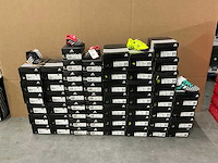 Partij diverse adidas kinderschoenen (55x)
