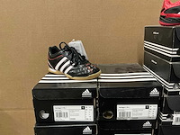 Partij diverse adidas kinderschoenen (55x) - afbeelding 6 van  13
