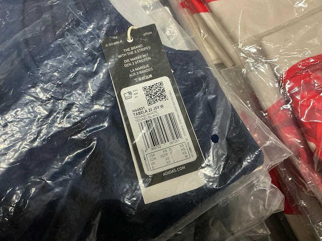 Partij diverse adidas kleding (114x) - afbeelding 14 van  24