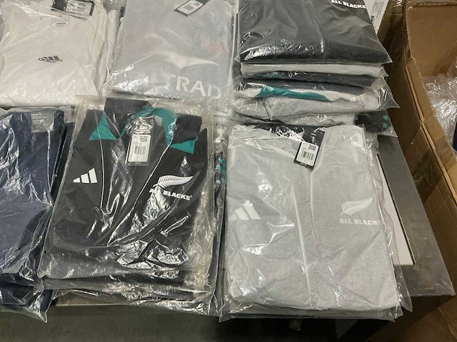 Partij diverse adidas kleding (78x) - afbeelding 17 van  23