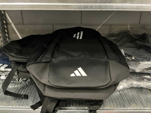 Partij diverse adidas rugzakken (20x) - afbeelding 2 van  5