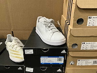 Partij diverse adidas schoenen (47x) - afbeelding 2 van  14