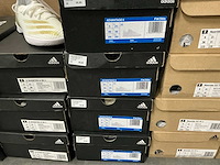 Partij diverse adidas schoenen (47x) - afbeelding 3 van  14