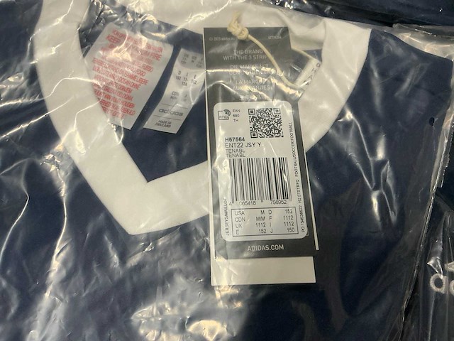 Partij diverse adidas shirts (116x) - afbeelding 13 van  13