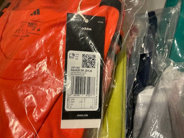 Partij diverse adidas shirts (128x) - afbeelding 16 van  16