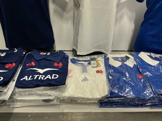 Partij diverse adidas shirts (63x) - afbeelding 6 van  10