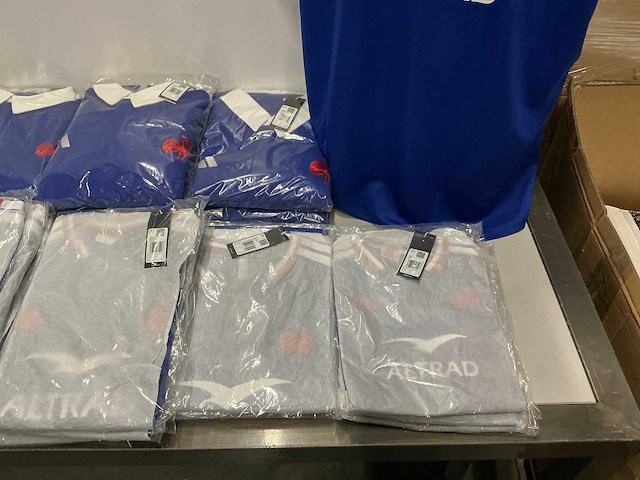 Partij diverse adidas shirts/halfzip longsleeves/polo’s (62x) - afbeelding 15 van  18