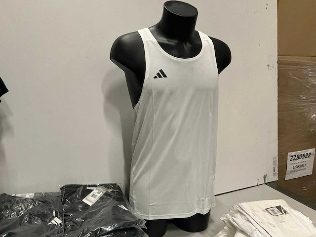 Partij diverse adidas shirts/tops (139x) - afbeelding 13 van  19