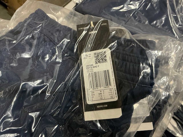 Partij diverse adidas shorts (100x) - afbeelding 9 van  12