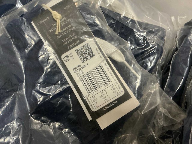 Partij diverse adidas shorts (100x) - afbeelding 10 van  12