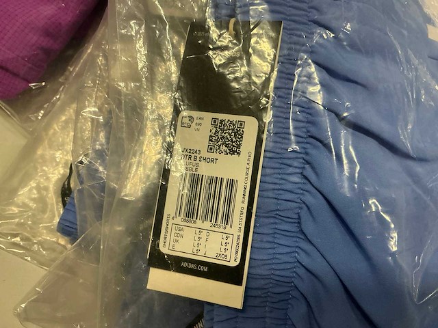 Partij diverse adidas shorts (49x) - afbeelding 2 van  10